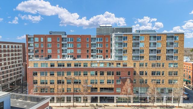 301 N Neil Street 608, Champaign, IL 61820