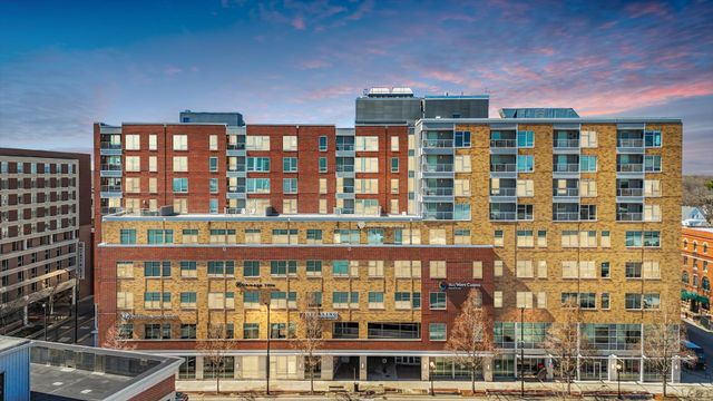 301 N Neil Street 608, Champaign, IL 61820