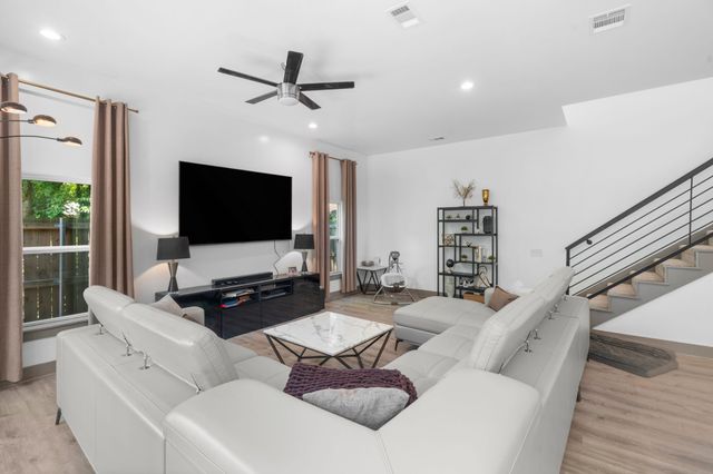 3904 Atlanta Street, Dallas, TX 75215
