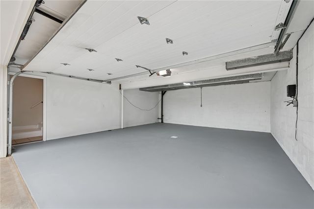 113 Mt Rainer Dr, Unity Twp, PA 15650