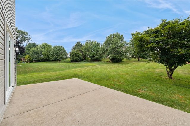 113 Mt Rainer Dr, Unity Twp, PA 15650