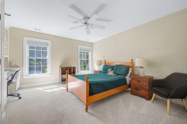 31 Tammer Ln, Hopkinton, MA 01748