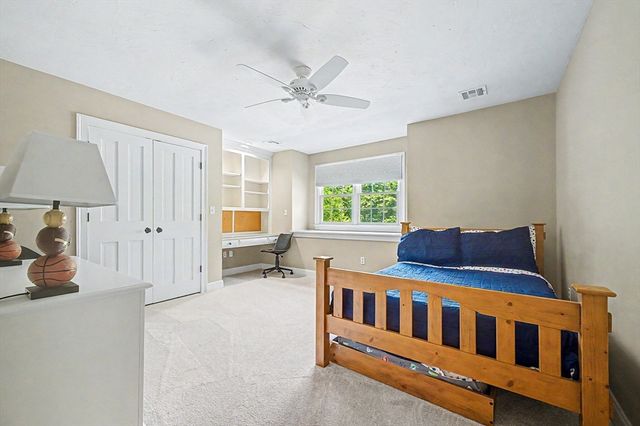 31 Tammer Ln, Hopkinton, MA 01748