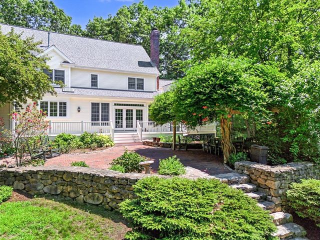 31 Tammer Ln, Hopkinton, MA 01748
