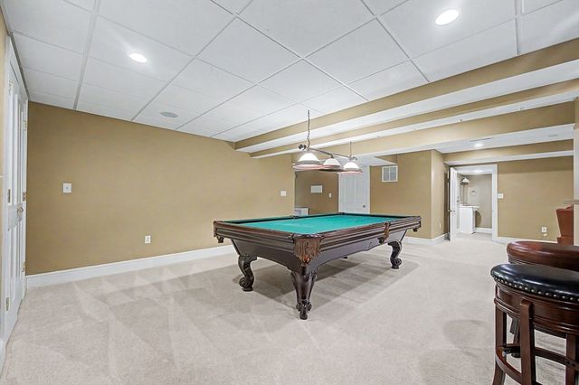 31 Tammer Ln, Hopkinton, MA 01748