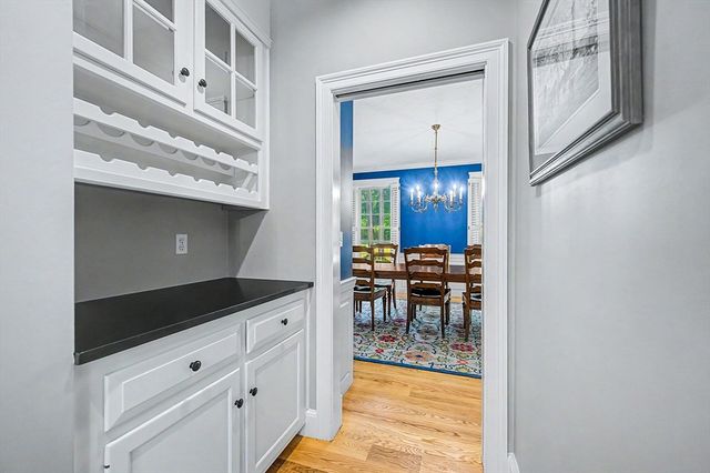 31 Tammer Ln, Hopkinton, MA 01748