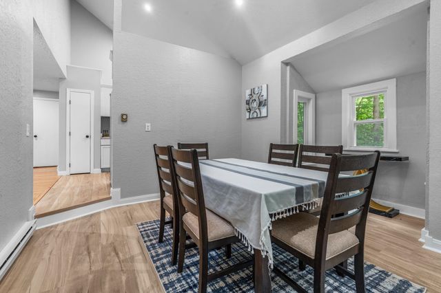 29 CUNNINGHAM Drive, Derry, NH 03038