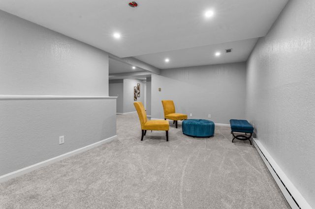 29 CUNNINGHAM Drive, Derry, NH 03038