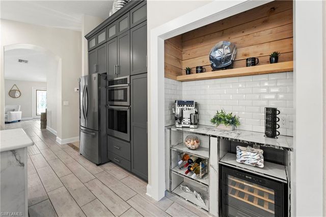 9629 Gladiolus Preserve CIR, Fort Myers, FL 33908