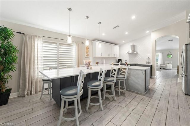 9629 Gladiolus Preserve CIR, Fort Myers, FL 33908