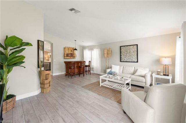 9629 Gladiolus Preserve CIR, Fort Myers, FL 33908