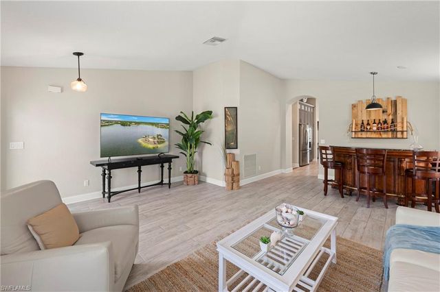 9629 Gladiolus Preserve CIR, Fort Myers, FL 33908