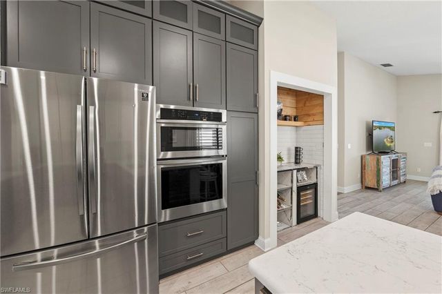 9629 Gladiolus Preserve CIR, Fort Myers, FL 33908