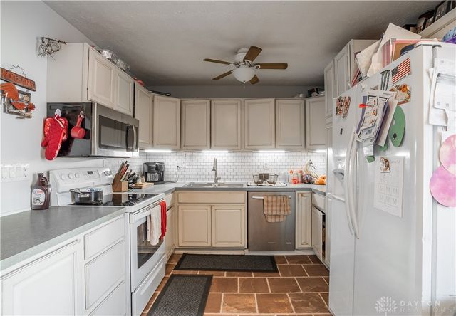 1182 Bellbrook Avenue, Xenia, OH 45385