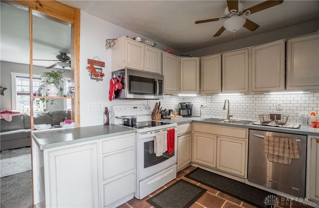 1182 Bellbrook Avenue, Xenia, OH 45385