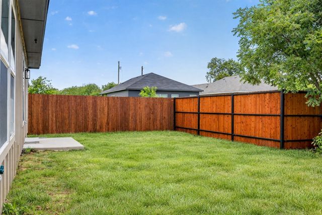 207 E South Street, Itasca, TX 76055