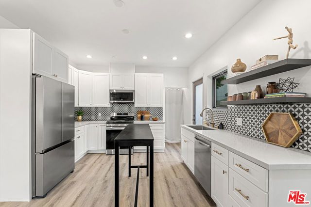 8929 Hubbard Street, Culver City, CA 90232
