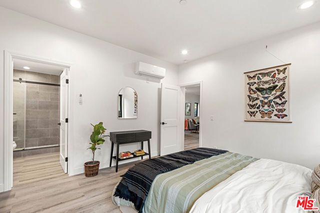 8929 Hubbard Street, Culver City, CA 90232