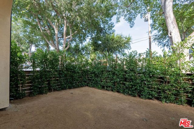 8929 Hubbard Street, Culver City, CA 90232