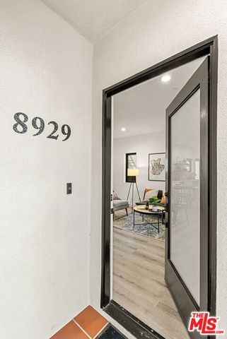 8929 Hubbard Street, Culver City, CA 90232