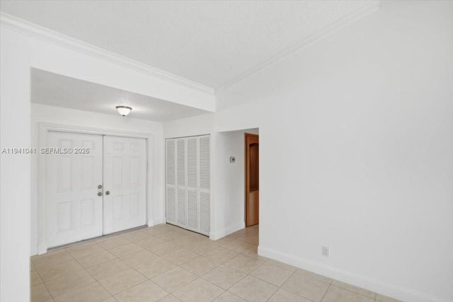 9349 NW 47th St, Sunrise, FL 33351