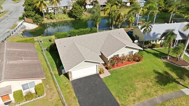 9349 NW 47th St, Sunrise, FL 33351