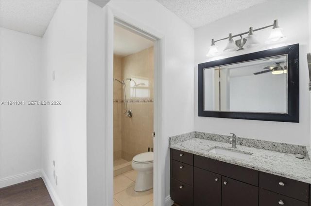 9349 NW 47th St, Sunrise, FL 33351