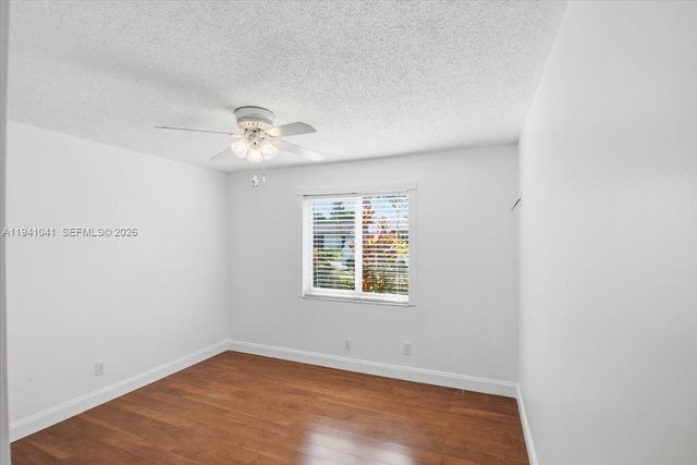 9349 NW 47th St, Sunrise, FL 33351