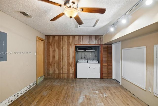 9349 NW 47th St, Sunrise, FL 33351