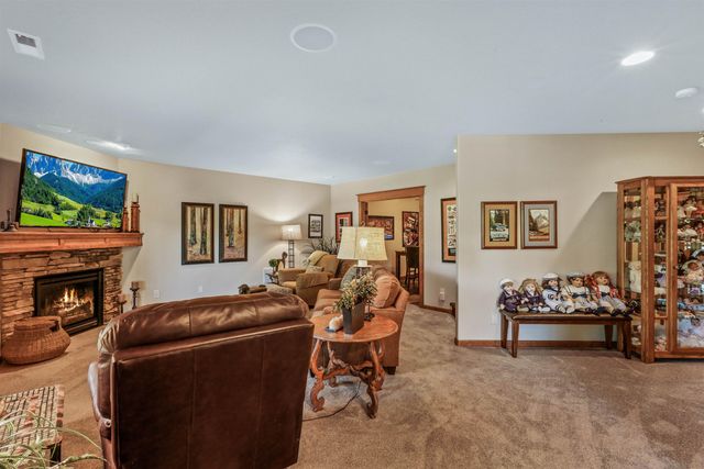 2016 W Forest Hill Ln, Spokane, WA 99218