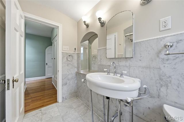 7529 Wellington Way 3, Clayton, MO 63105