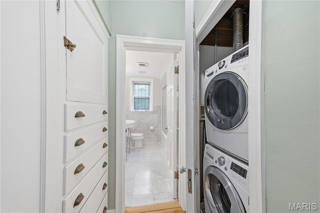 7529 Wellington Way 3, Clayton, MO 63105