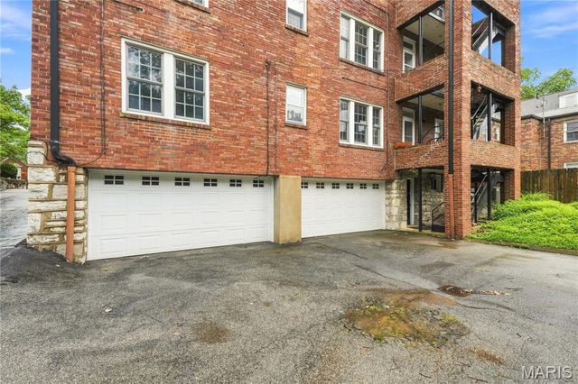 7529 Wellington Way 3, Clayton, MO 63105