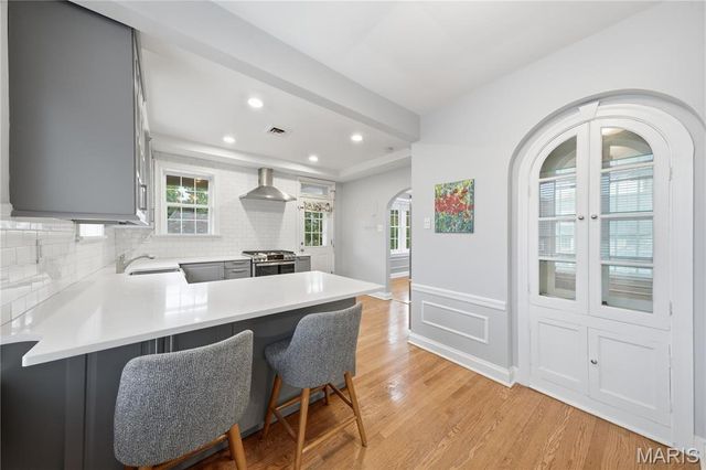7529 Wellington Way 3, Clayton, MO 63105