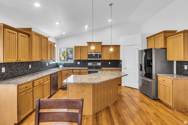 1368 W 2920 S, Syracuse, UT 84075