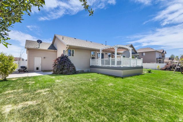 1368 W 2920 S, Syracuse, UT 84075