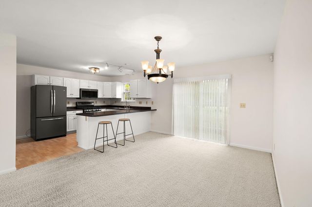 187 Fieldstone Drive, Chesterton, IN 46304