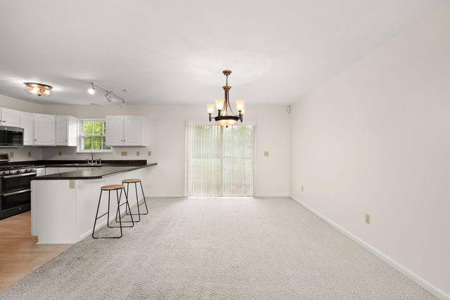 187 Fieldstone Drive, Chesterton, IN 46304