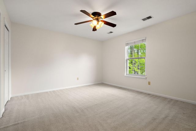 187 Fieldstone Drive, Chesterton, IN 46304
