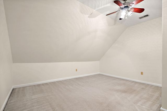 187 Fieldstone Drive, Chesterton, IN 46304
