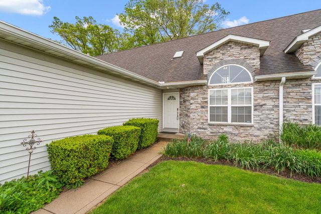 187 Fieldstone Drive, Chesterton, IN 46304