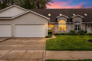 187 Fieldstone Drive, Chesterton, IN 46304