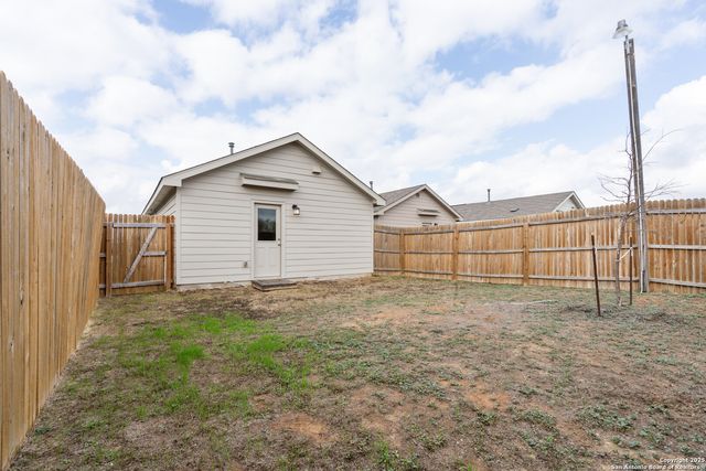 8110 Serro Medina, San Antonio, TX 78252