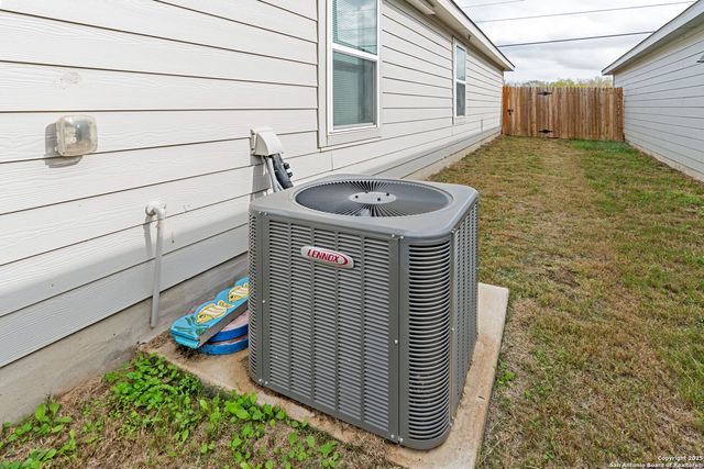 8110 Serro Medina, San Antonio, TX 78252