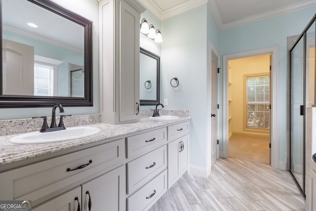 5109 Village Way, Hahira, GA 31632