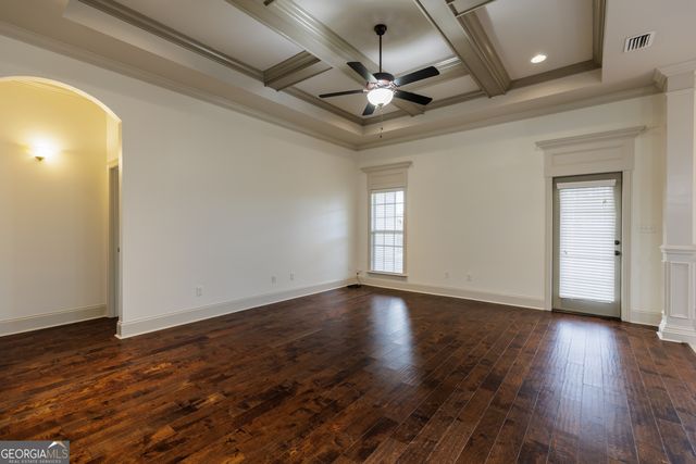 5109 Village Way, Hahira, GA 31632