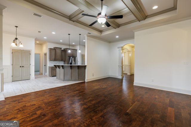 5109 Village Way, Hahira, GA 31632