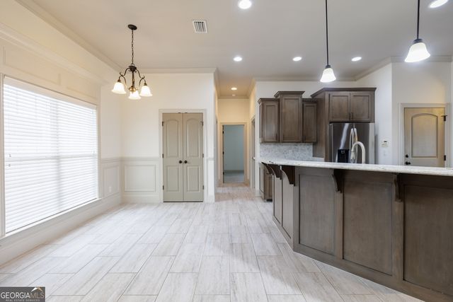 5109 Village Way, Hahira, GA 31632