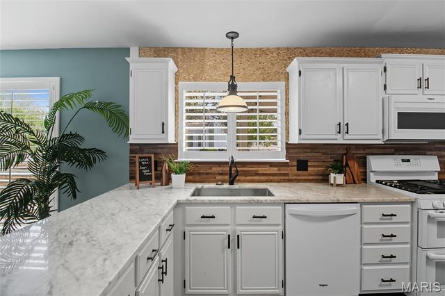 8 Old Glory Court, O'fallon, MO 63366