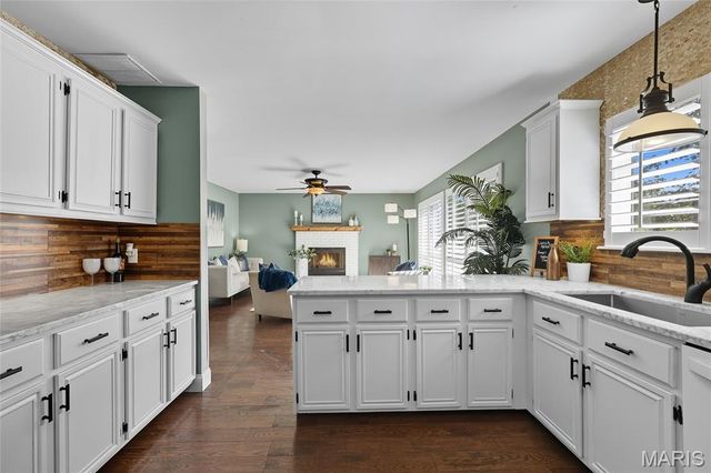 8 Old Glory Court, O'fallon, MO 63366